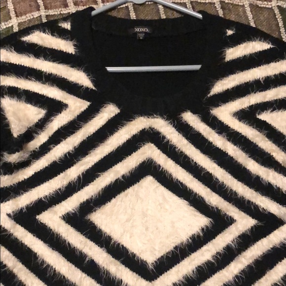 Used dress by xoxo sizeM - Picture 2 of 8